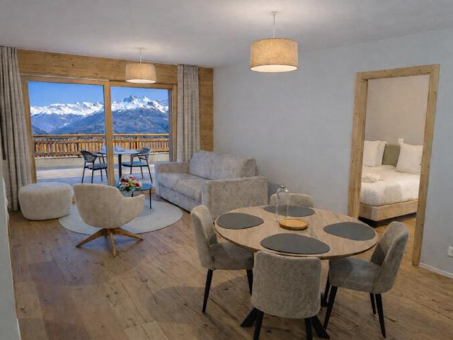 Wunderschöne 3,5 Zimmer Wohnung ski int/out in einer Hotelresidenz