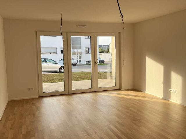 Wunderschöne 3,5 Zimmer Neubauwohnung mit Garten!