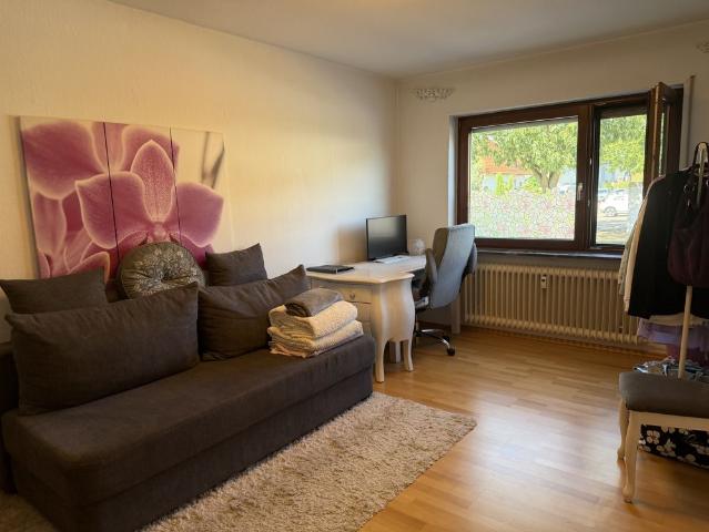 Wunderschöne 3 Zi. Wohnung mit Terrasse und Gartenanteil