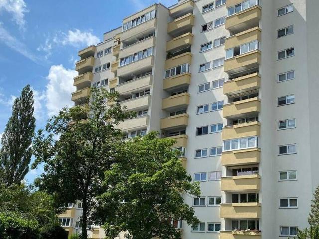 Wunderschöne 3 Zimmerwohnung mit Balkon