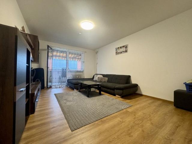 Wunderschöne 3 Zimmerwohnung mit extra Küche, Balkon und Einzelgarage Nähe Schwimmbad in Hall in Tirol