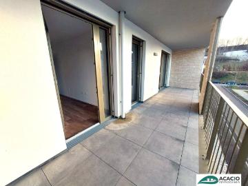 wunderschöne 3 Zimmerwohnung mit großer Loggia Neubau Erstbezug Tiefgarage vorhanden
