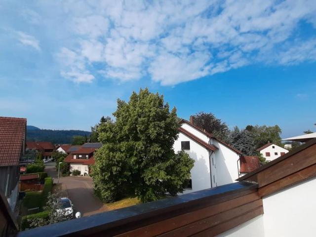 Wunderschöne 3 Zimmer Eigentumswohnung & zusätzlicher Maisonette