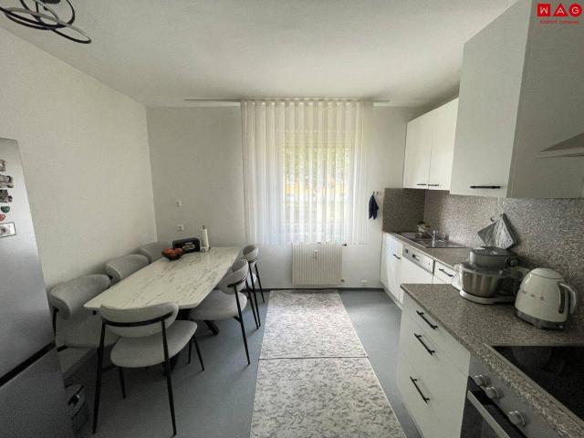 Wunderschöne 3 Zimmer Familienwohnung im Erdgeschoß mit Balkon garantiert bestes Preis Leistungs Verhältnis!