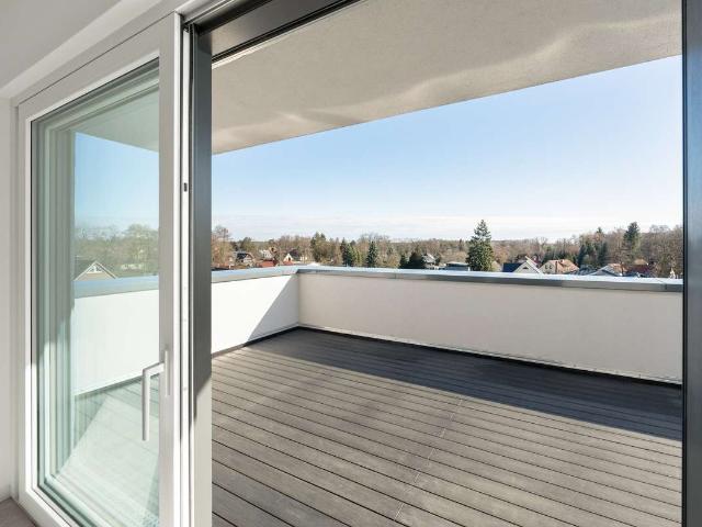 Wunderschöne * 3 Zimmer * Staffelgeschosswohnung * Einbauküche * PKW Stellplatz mit Wallbox