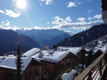 Schönes 3 Zimmer Apartment mit Sonnenschein und herrlichem Blick