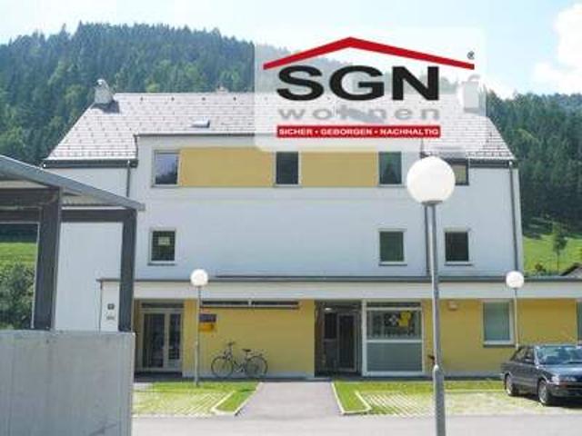 Wunderschöne 3 Zimmer Wohnung in traumhafter Grünlage