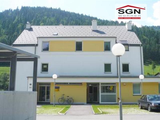 Wunderschöne 3 Zimmer Wohnung in traumhafter Grünlage