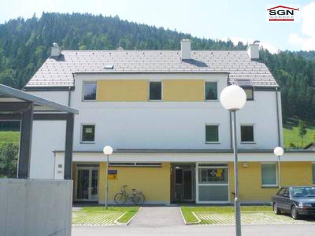 Wunderschöne 3 Zimmer Wohnung in traumhafter Grünlage