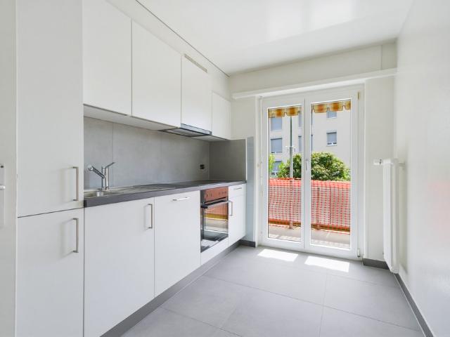 Wunderschöne 3 Zimmer Wohnung in Yverdon