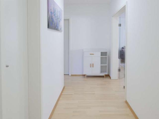 Wunderschöne 3 Zimmer Wohnung in der Südstadt mit Tiefgaragenstellplatz, 2 Balkonen und Aufzug, Hannover Amsterdam Apartments for Rent