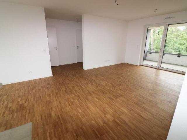 Wunderschöne 3 Zimmer Wohnung mit 2 Terrassen direkt am Wald!
