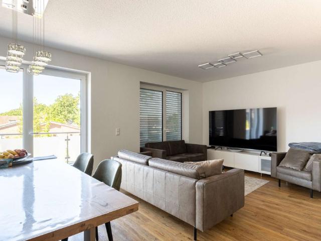 Wunderschöne 3,5 Zimmer Wohnung mit Balkon, Obj. 9890