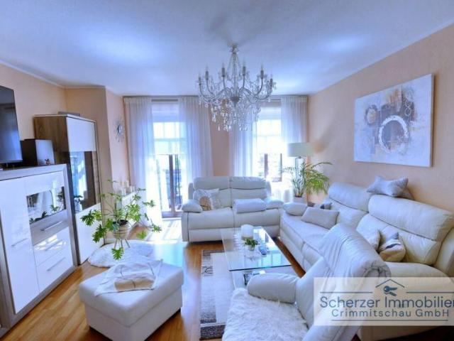 wunderschöne 3 Zimmer Wohnung mit Balkon im 1. OG der Ziegelstraße, Meerane, ab 01.10.2026 frei