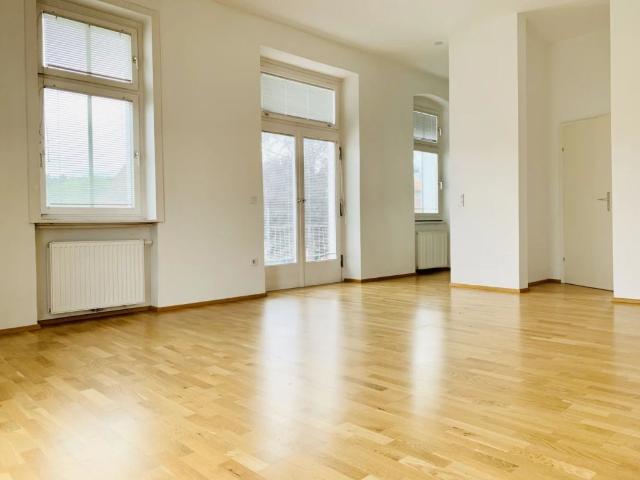 Wunderschöne 3 Zimmer Wohnung mit Balkon in Weiz