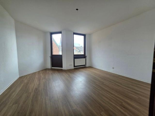 Wunderschöne 3 Zimmer Wohnung mit Balkon
