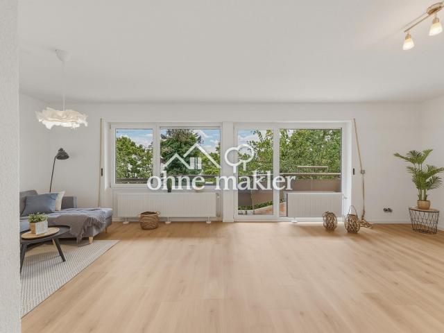 wunderschöne 3 Zimmer Wohnung mit Garage und Balkon