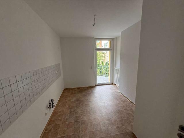 Wunderschöne 3 Raum EG Wohnung mit Balkon in Greiz direkt im Stadtzentrum