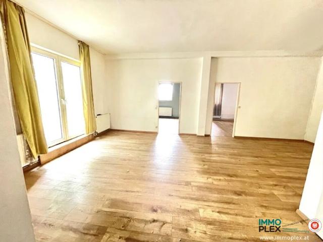 Wunderschöne 100m2 große 4 Zimmer Wohnung mit kleinem Garten in ruhiger Lage Birkenweg, Hollabrunn zu mieten!