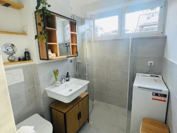 Wunderschöne 1 Zimmer Wohnung in Neupasing