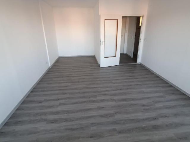 Wunderschöne 1 ZW inkl. EBK und Balkon in Erlangen Kriegenbrunn