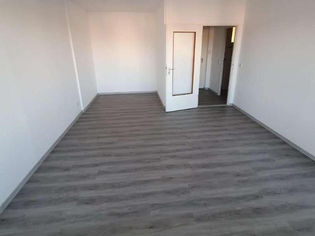 Wunderschöne 1 ZW inkl. EBK und Balkon in Erlangen Kriegenbrunn