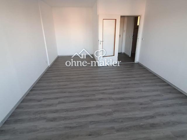Wunderschöne 1 ZW inkl. EBK und Balkon in Erlangen Kriegenbrunn
