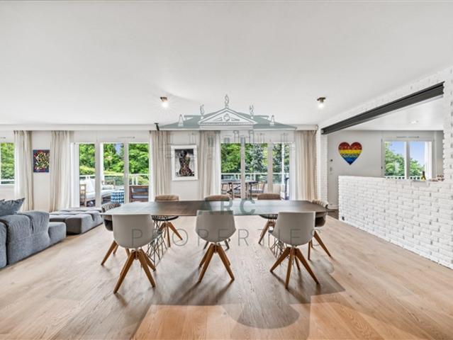 WUNDERSCHÖNE 250M2 GROSSE WOHNUNG IM HERZEN VON COLOGNY