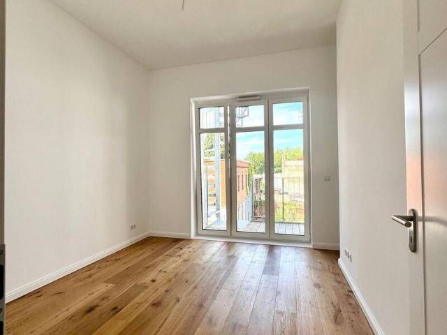 Wunderschöne 2,5 Zi Neubauwohnung | Fußbodenheizung | Balkon | Toller Ausblick