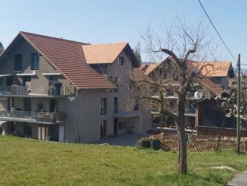 Wunderschöne 2.5 Zimmer Wohnung im Grünen Kopie
