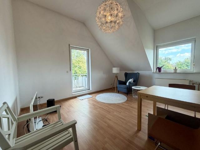 Wunderschöne 2 Zi. Wohnung mit Einbauküche und Balkon in Mainz Drais