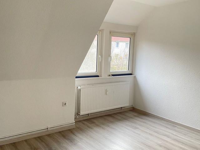 Wunderschöne 2 Zimmer Dachgeschosswohnung