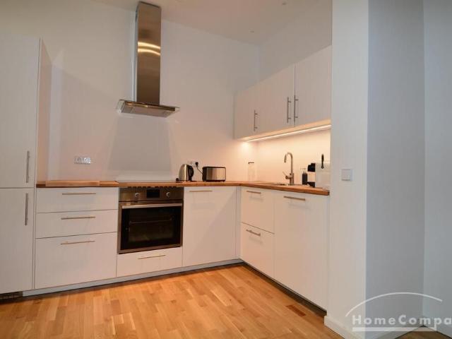Wunderschöne 2 Zimmer Wohnung am Zionskirchplatz in Mitte, Berlin, möbliert