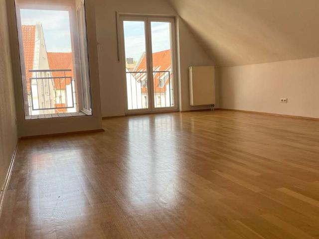Wunderschöne 2 Zimmer Wohnung im Stadtkern