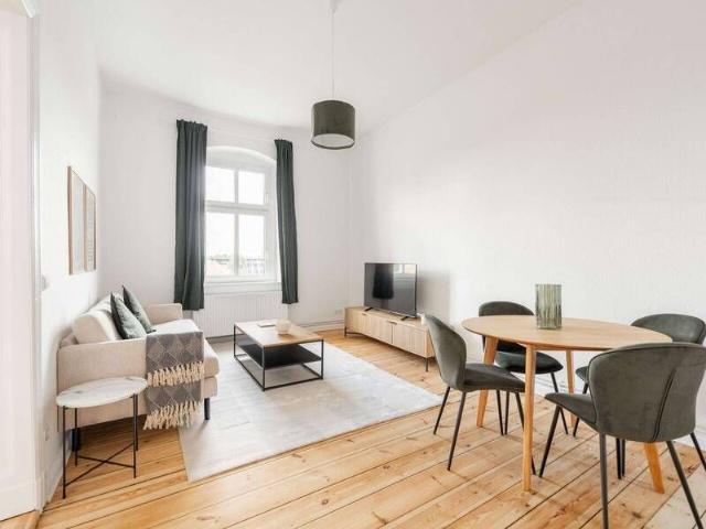 Wunderschöne 2 Zimmer Wohnung in Pankow voll möbliert