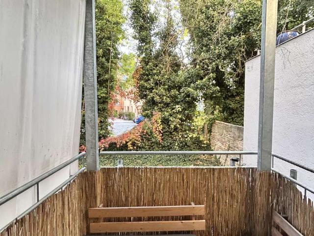Wunderschöne 2 Zimmer Wohnung mit Balkon in der Innenstadt