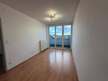 Wunderschöne 2 Zimmer Wohnung mit Balkon und Carport in Hitzendorf