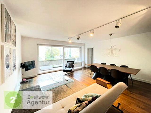 Wunderschöne 2 Zimmer Wohnung mit großem Balkon, Düsseldorf Düsseltal, Goethestr