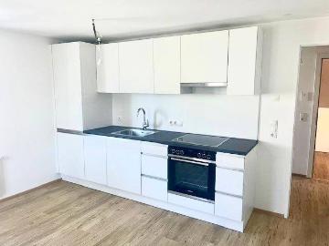 Wunderschöne 2 Zimmer Wohnung mit Einbauküche im Herzen von Dornbirn