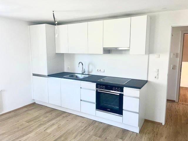 Wunderschöne 2 Zimmer Wohnung mit Einbauküche im Herzen von Dornbirn