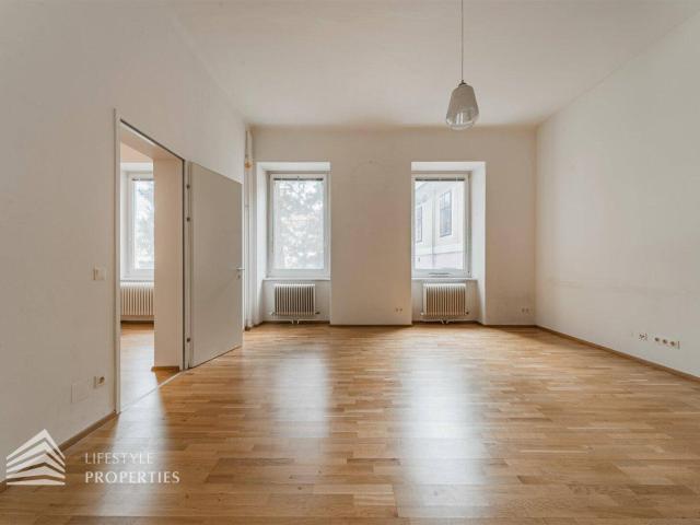 Wunderschöne 2 Zimmer Wohnung, Nähe Steiner Tor