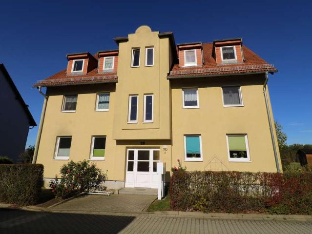 wunderschöne 2 Raum Wohnung mit Balkon