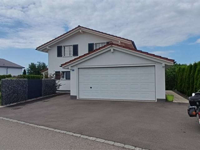 Wunderschöne 7.5 Zimmer Villa zum Verkauf