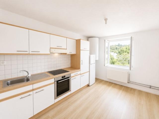 Wunderschöne 4,5 Zimmer Wohnung in Porrentruy