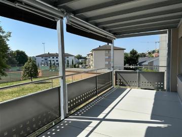 Schönes 4.5 Zimmer Apartment, komplett renoviert, in ruhiger Lage!