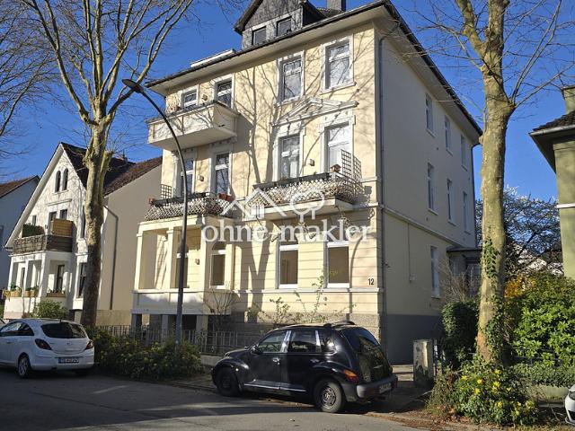 Wunderschöne 4,5 Zimmer Altbauwohnung, frisch renoviert – Erstbezug in begehrter Wohnlage