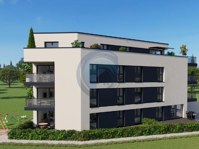 WOHNSCHÖNES 4,5 ZIMMIGES APARTMENT MIT BALKON