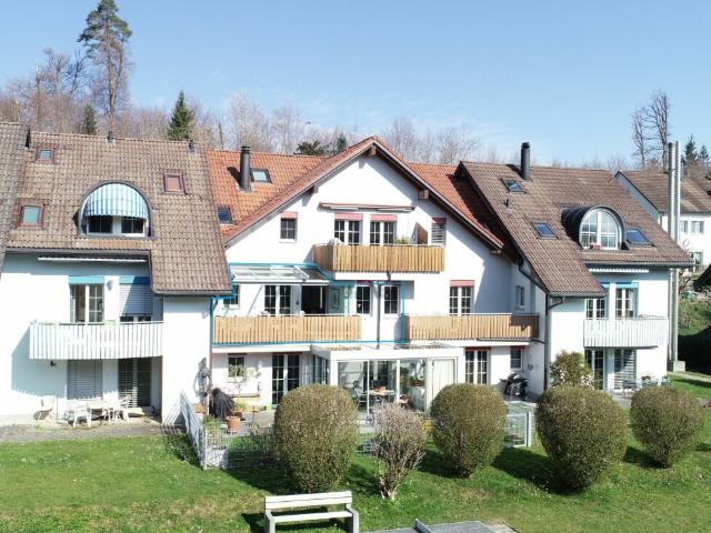 Wunderschöne 4 1/2 Zimmer Wohnung