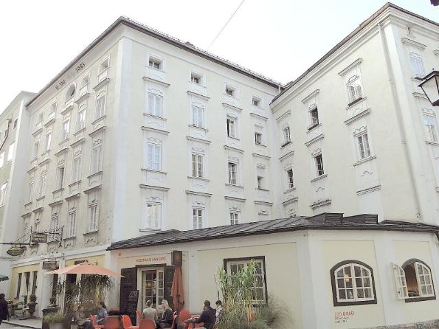 Wunderschöne 4 Zimmer Altstadtwohnung