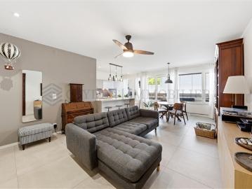 Wunderschöne 4 Zimmer Wohnung, schön renoviert